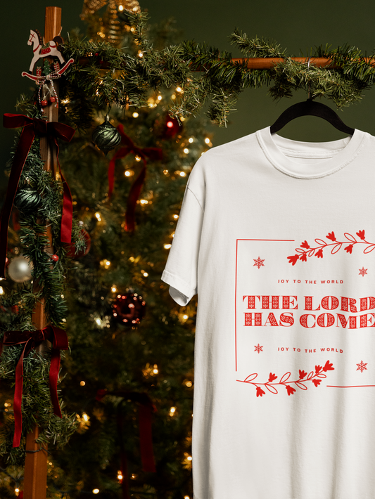 The Lord Has Come - Oversized T-Shirt